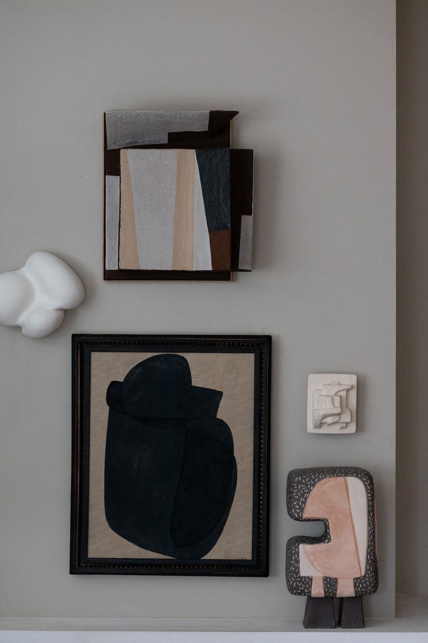 Atmospheric contruction matt white